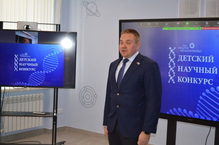 Юные таланты представили свои проекты на региональном этапе ДНК-2024 в Новомосковске.